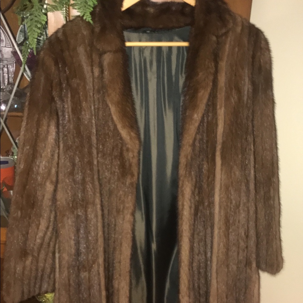 Authentic Mink Fur coat size 10 - Picture 4 of 7